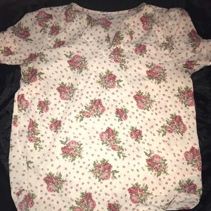 DR2 Floral Cream blouse